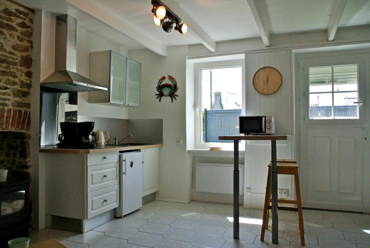 Ferienhaus Sur Le Sentier Des Douaniers 3 *